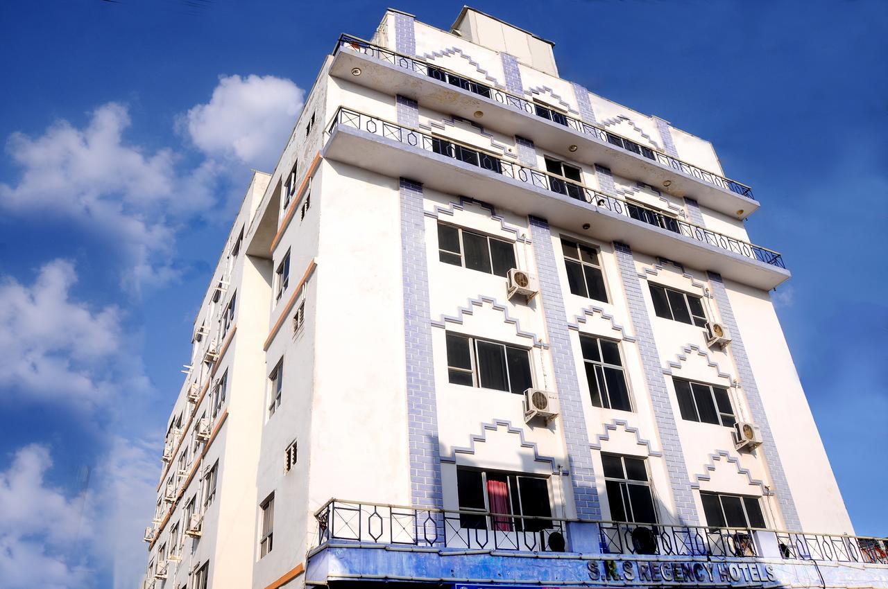 Srs Regency Hotel Anantapur Dış mekan fotoğraf