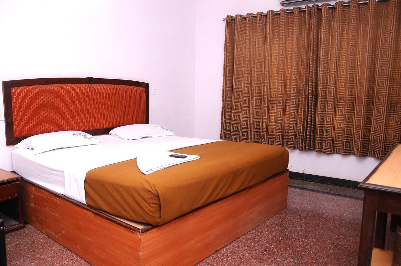 Srs Regency Hotel Anantapur Dış mekan fotoğraf