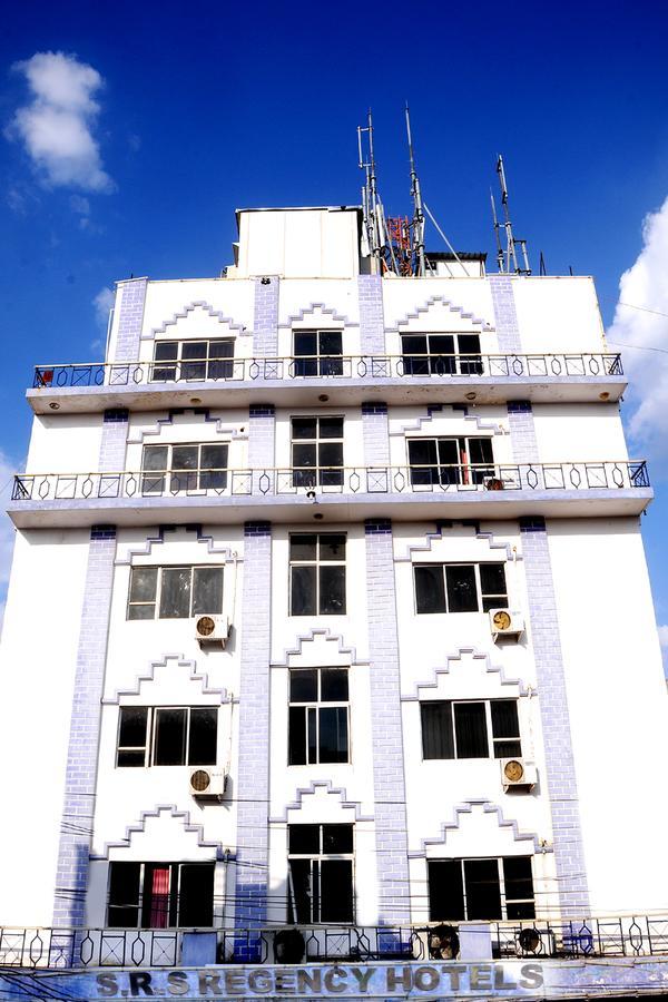 Srs Regency Hotel Anantapur Dış mekan fotoğraf